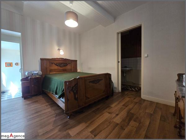 Maison à ERNEE, 53500 - 6 pièces 105m²