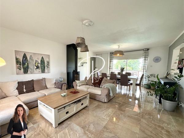 La Fare-les-Oliviers (13580) MAISON T5 - 124 m2 sur une parcelle de 420 m2