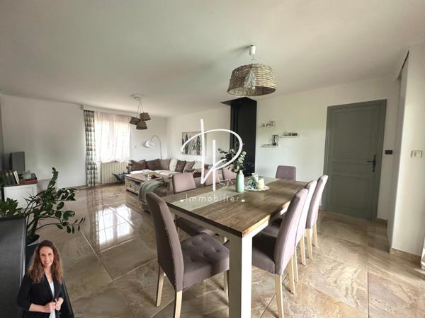 La Fare-les-Oliviers (13580) MAISON T5 - 124 m2 sur une parcelle de 420 m2