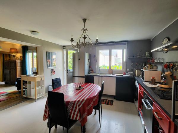 Maison de quartier 97m² - 3ch - Jardin 250m²- Pkg