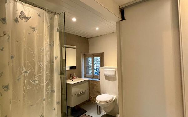 Maison à vendre    2 pièces •  Nalliers