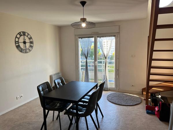 Appartement * 2 Pièces * 41 M² * 44400 Reze * 510 * 21 * 531,  
Reze 44400