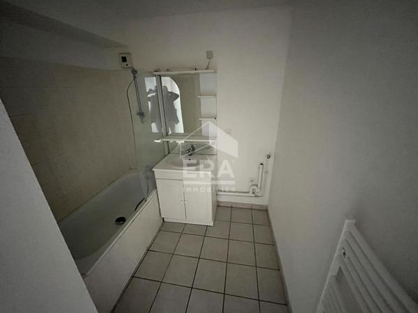 Appartement à vendre T2 52m² avec terrasse et 2 place de parking à Canteleu limite Déville-lès-Rouen