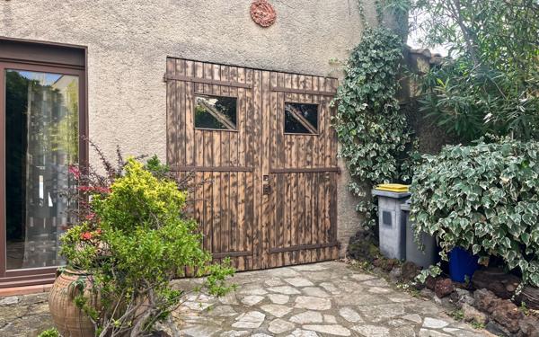 Maison à vendre    5 pièces •  Marseillan