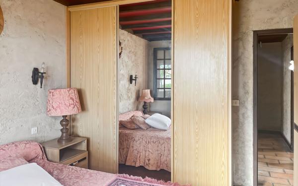 Maison à vendre    5 pièces •  Marseillan