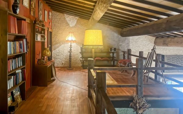 Maison à vendre    5 pièces •  Marseillan