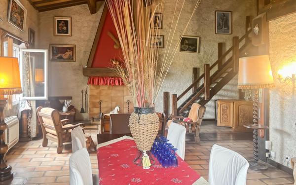 Maison à vendre    5 pièces •  Marseillan