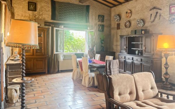 Maison à vendre    5 pièces •  Marseillan