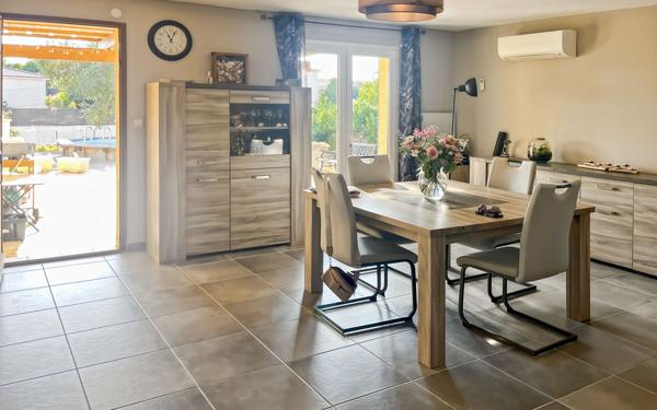 Maison à vendre    4 pièces •  Marseillan