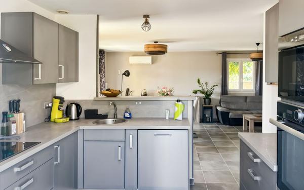 Maison à vendre    4 pièces •  Marseillan