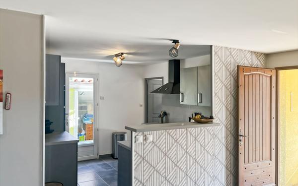 Maison à vendre    4 pièces •  Marseillan