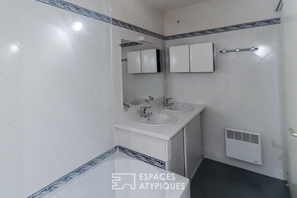 Maison de village : propriété avec 3 logements et verger