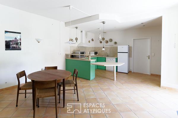 Maison de village : propriété avec 3 logements et verger