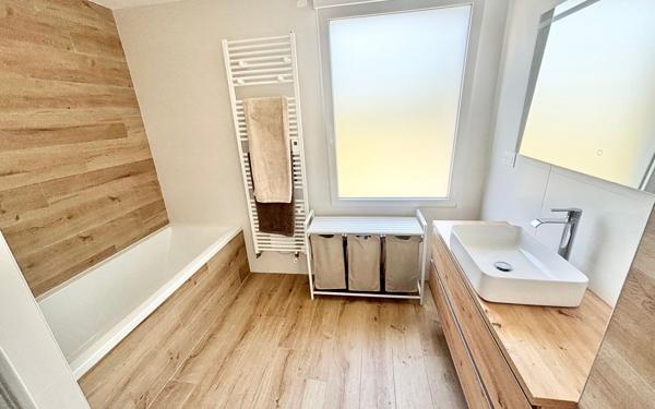 Maison à vendre    4 pièces •  Saint-Lyphard