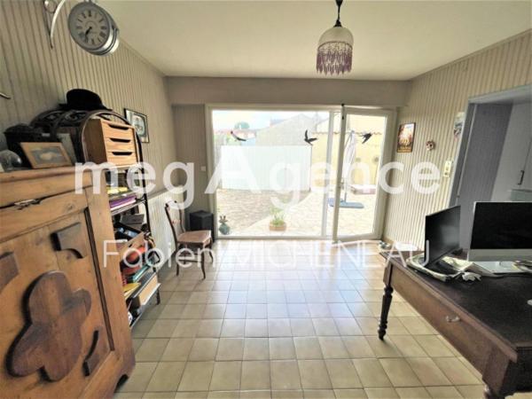 Maison à TREMENTINES, 49340 - 10 pièces 240m²