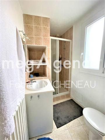 Maison à TREMENTINES, 49340 - 10 pièces 240m²