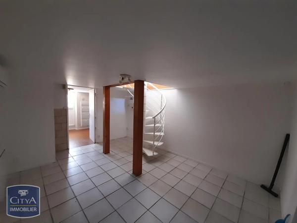 Maison à louer 2 pièces 52.82m²