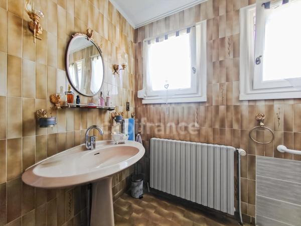 À vendre : Villa avec sous-sol à CHATENOY-EN-BRESSE (71) – 4 chambres, 183 m² habitables terrain de 1728 m²