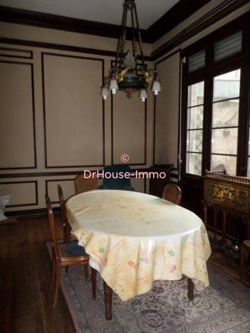 Maison à vendre 10 pièces de 217 m²