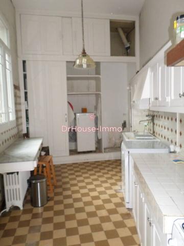 Maison à vendre 10 pièces de 217 m²