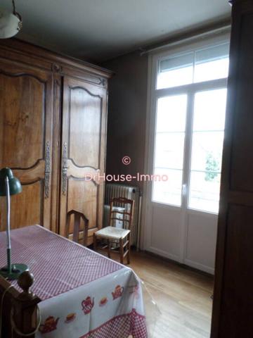 Maison à vendre 10 pièces de 217 m²