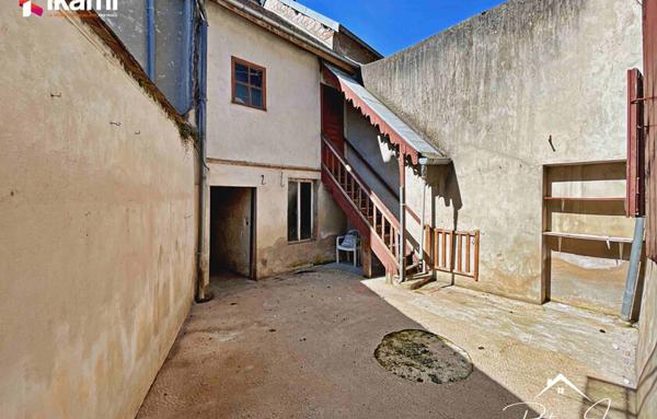 Maison 3 pièces de 117 m2 à Villeneuve l'Archevêque (89190)