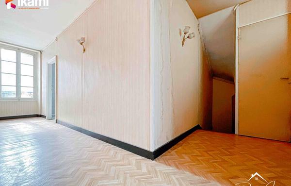 Maison 5 pièces de 120 m2 à Villeneuve l'Archevêque (89190)