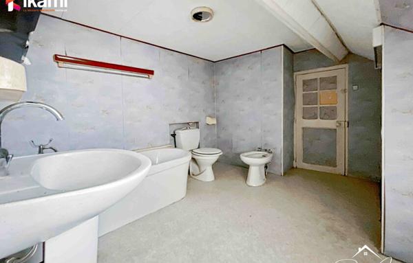 Maison 5 pièces de 120 m2 à Villeneuve l'Archevêque (89190)