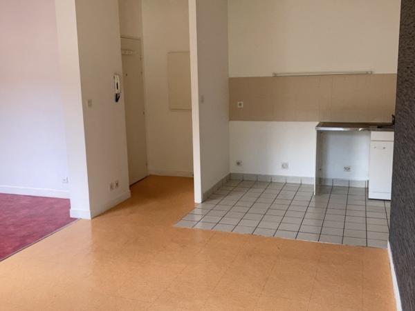 Location Appartement 2 pièces Blois (41000) - Blois centre ville