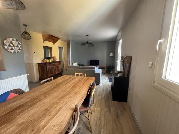 Maison à vendre à Pluguffan dans le Finistère (29700), ref : 29015-555