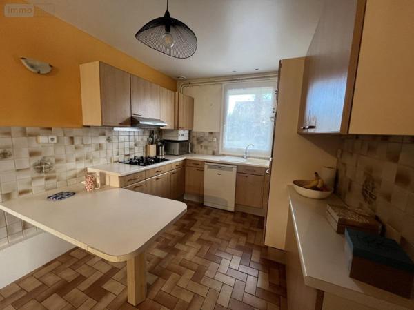 Maison à vendre à Pluguffan dans le Finistère (29700), ref : 29015-555