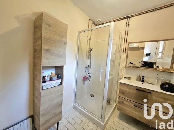 Maison traditionnelle 2 pièces de 50 m² à Sandillon (45640)