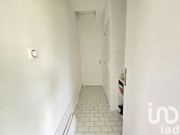 Maison traditionnelle 2 pièces de 50 m² à Sandillon (45640)