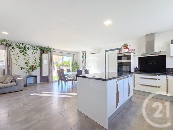 Maison à vendre  4 pièces - 76,80 m2 RAPHELE LES ARLES - 13