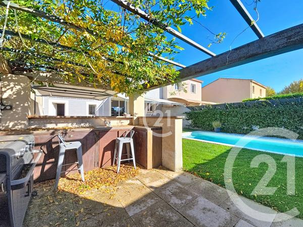 Maison à vendre  4 pièces - 76,80 m2 RAPHELE LES ARLES - 13