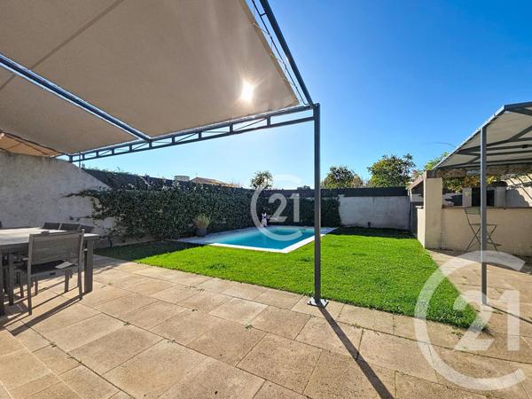 Maison à vendre  4 pièces - 76,80 m2 RAPHELE LES ARLES - 13