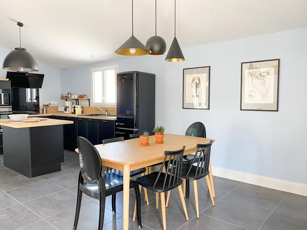 Côte OUEST proche plage - Maison récente avec patio et garage indépendant