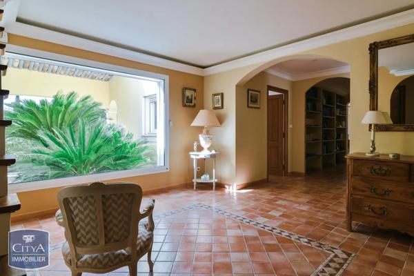 Maison à vendre 8 pièces 240m² Rochefort-du-Gard (30650)
