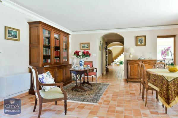 Maison à vendre 8 pièces 240m² Rochefort-du-Gard (30650)