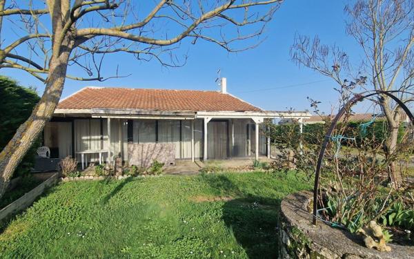 Maison à vendre    4 pièces •  Saint-Sulpice-d'Arnoult