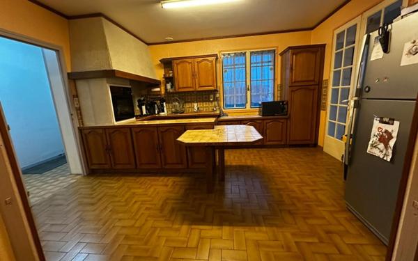 Maison à vendre    4 pièces •  Saint-Sulpice-d'Arnoult