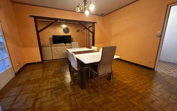 Maison à vendre    4 pièces •  Saint-Sulpice-d'Arnoult