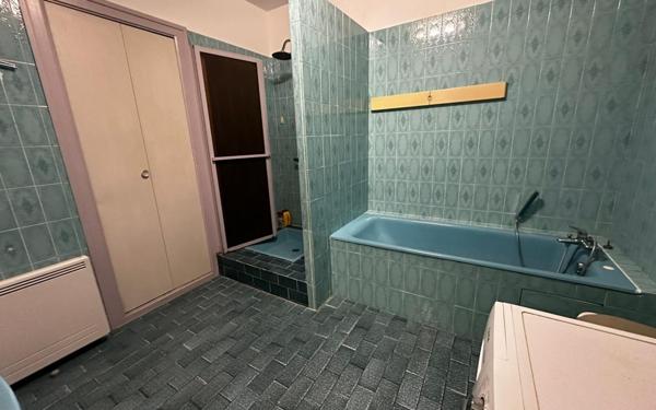 Maison à vendre    4 pièces •  Saint-Sulpice-d'Arnoult