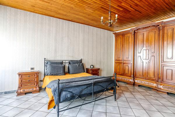 Appartement 5 pièces - 162 m² Exclusivité efficity