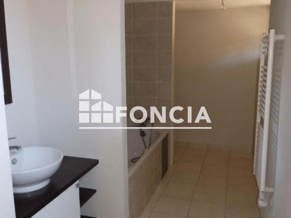Location Appartement 3 pièces 85.03 m² - 4-6-8 RUE ANATOLE FRANCE Pezenas 34120