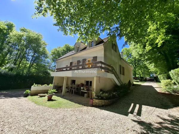 Vente                                                      Maison
                        
                     8 pièces                      188 m2                     à Serris