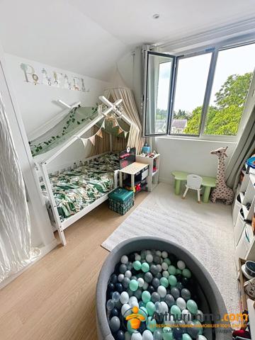 Vente                                                      Appartement
                        
                     3 pièces                      50 m2                     à Nanterre