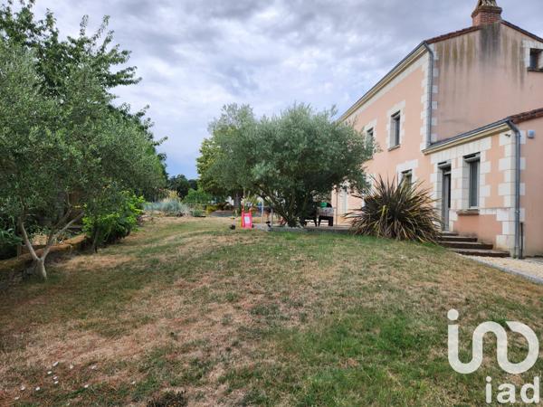 House for sale 4 rooms 115 m² Val en Vignes