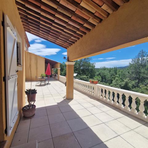 Lorgues (83510) Propriété 10 pièces 8 chambres avec piscine à Lorgues…