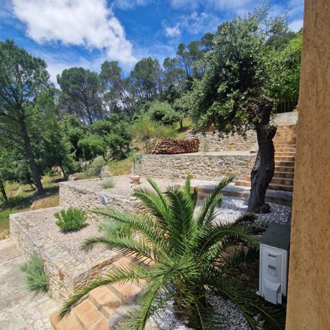 Lorgues (83510) Propriété 10 pièces 8 chambres avec piscine à Lorgues…